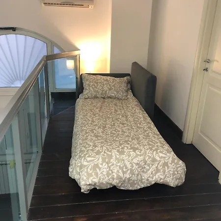 Apartment Loft In Old Town Near Termini Station And