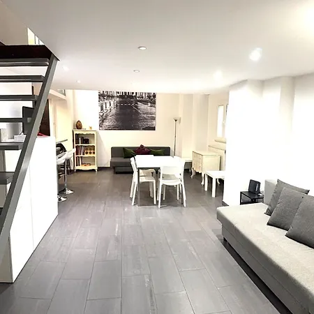 Appartement Loft In Old Town Near Termini Station And *
